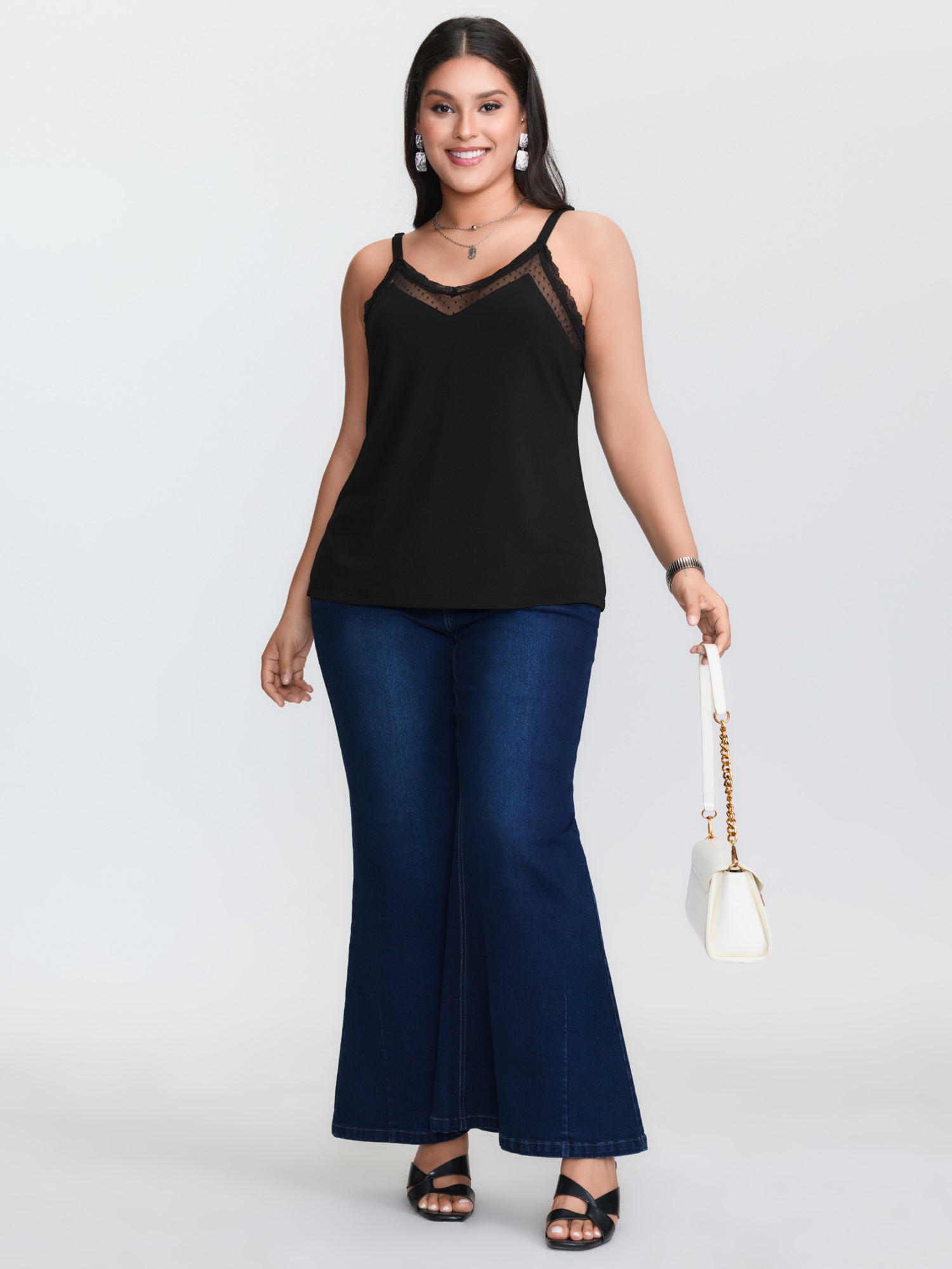 بلوزة داخلية سوداء محبوكة بمقا - مراجعة Cami Top Lace وسعره